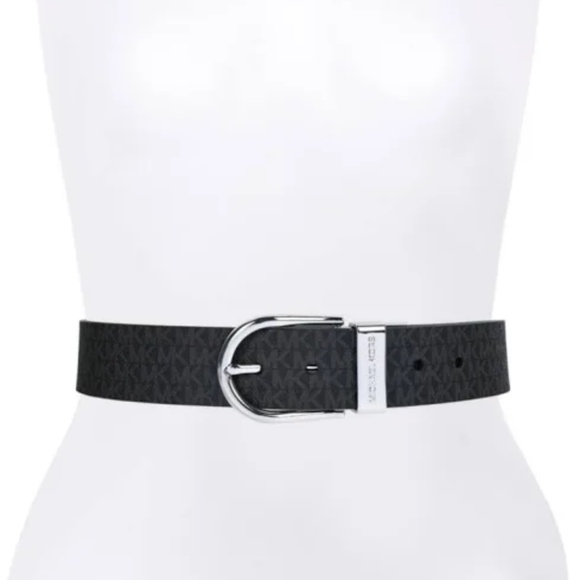 Belt— Michael Kors Reversible Logo - Picture 3 of 3
